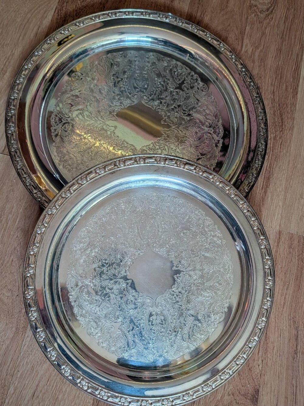 SET OF 2 Vintage Oneida Silver Plate Serving Trays
